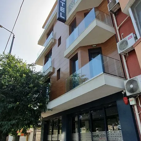 Family Novel Otel Burgaz