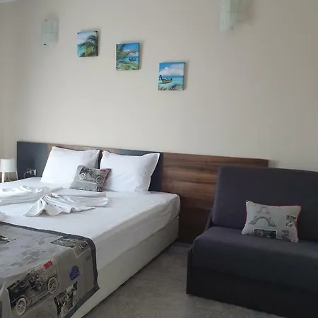 Otel Family Novel Burgaz